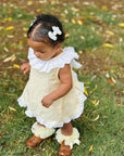Daisy Picking Capri Baby Bows