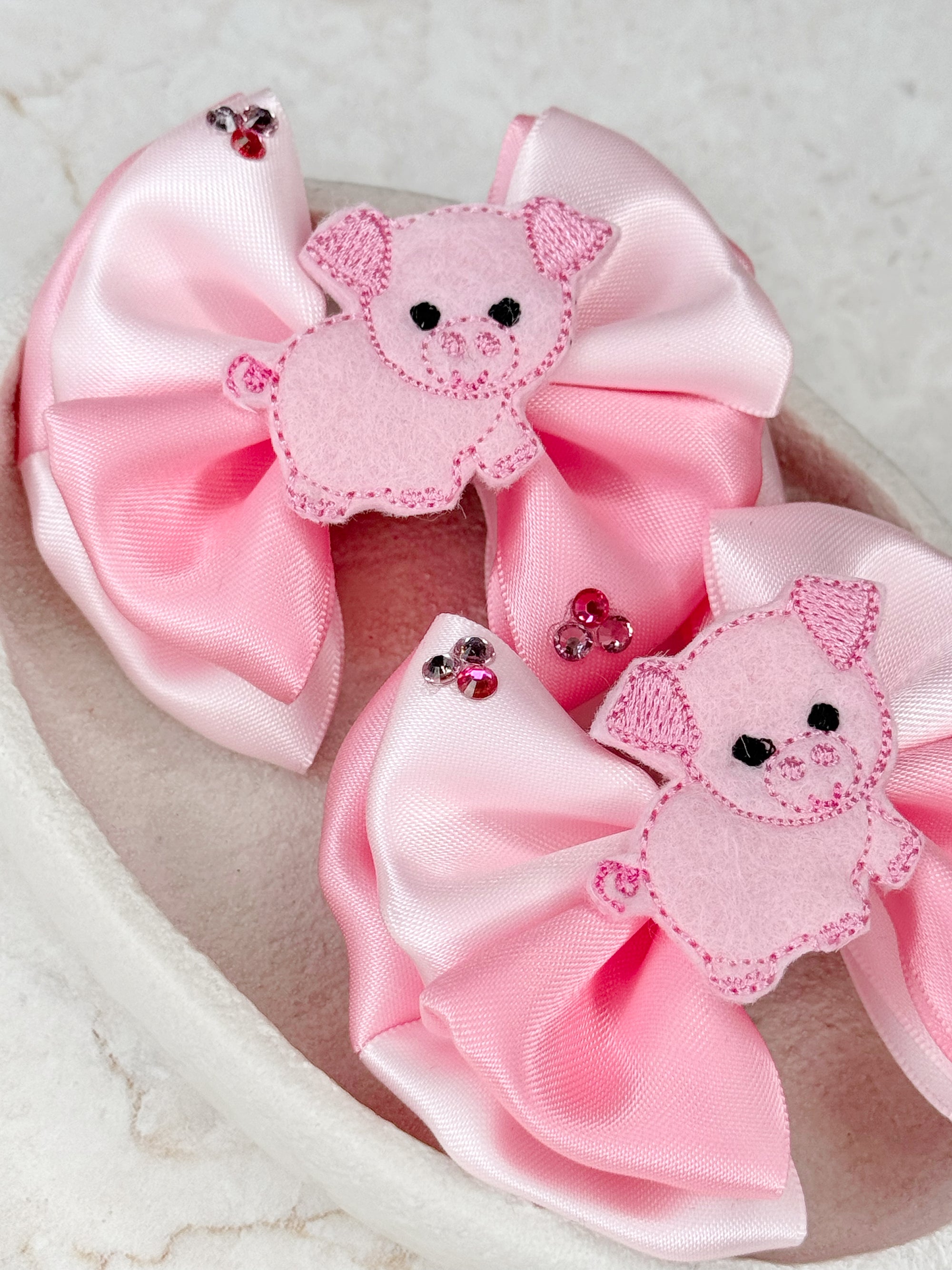 This Little Piggy Capri Baby Bow