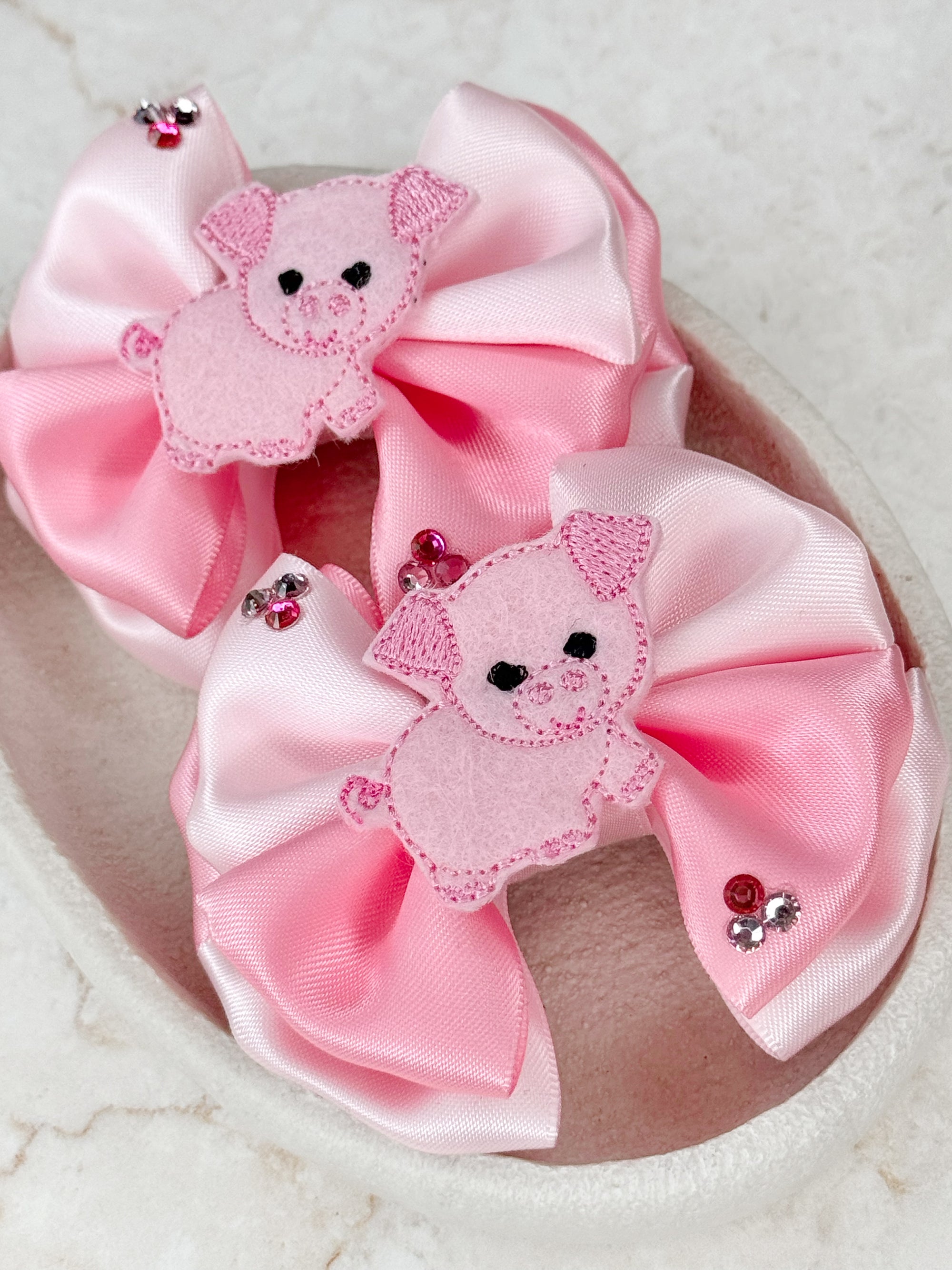 This Little Piggy Capri Baby Bow