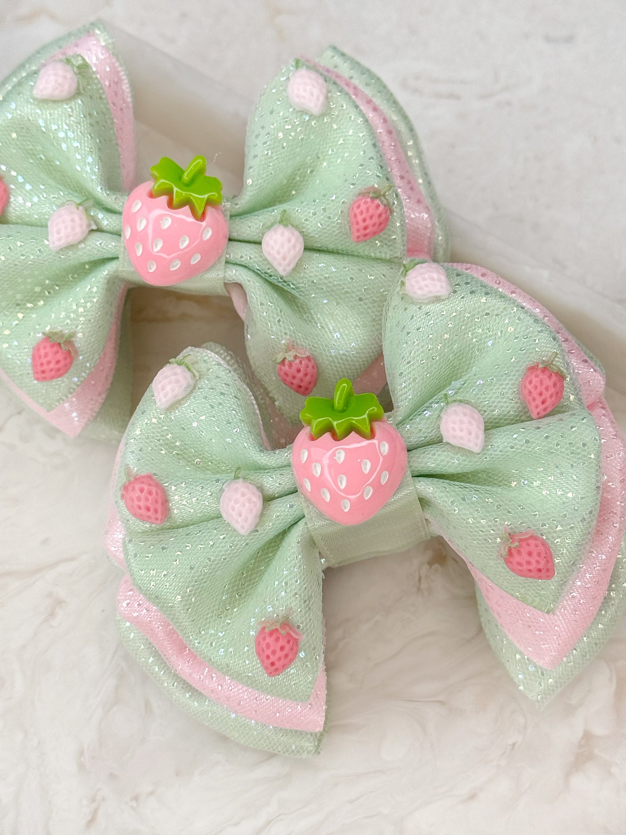 Strawberry Matcha Capri Baby Bow