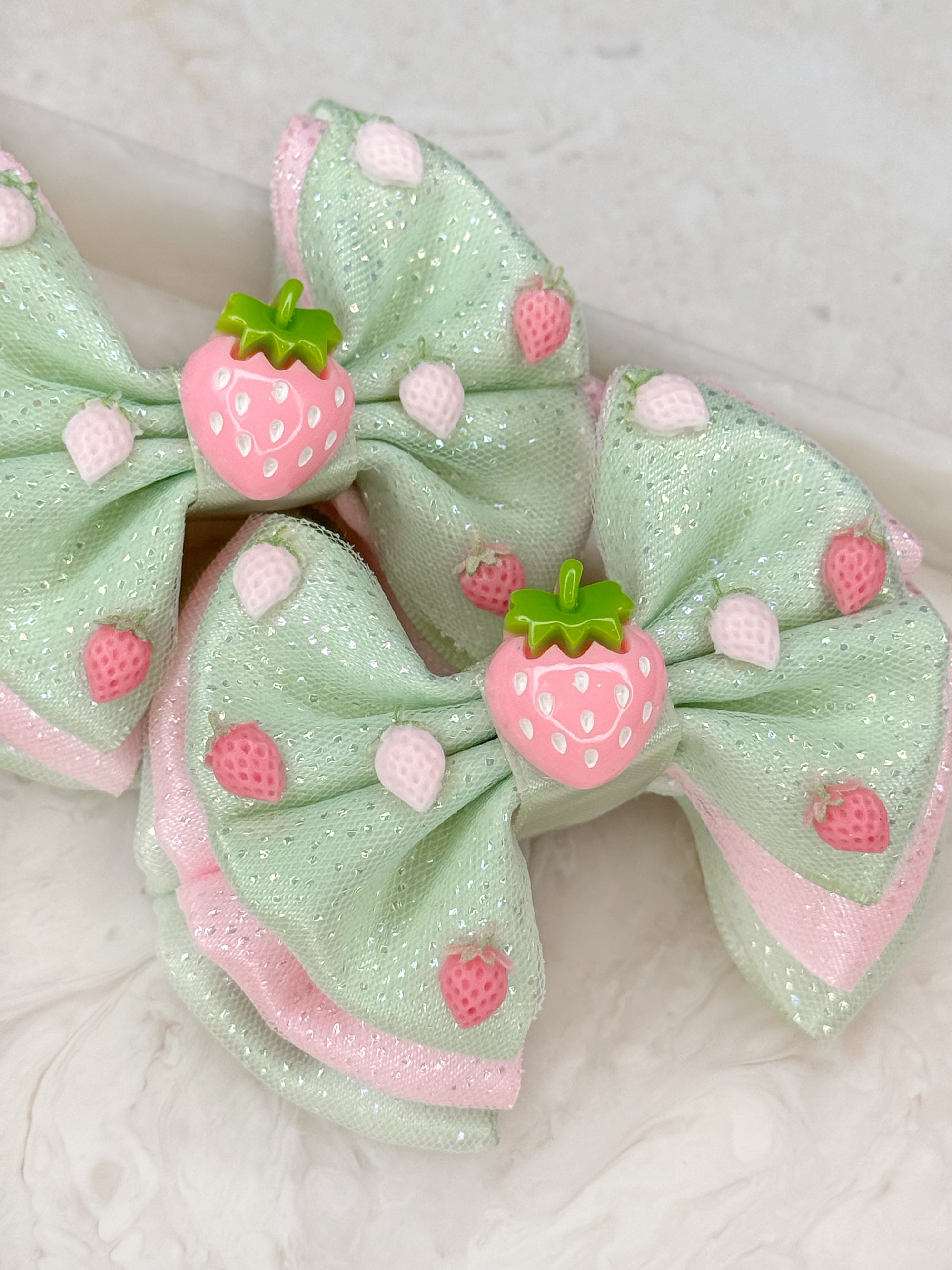 Strawberry Matcha Capri Baby Bow