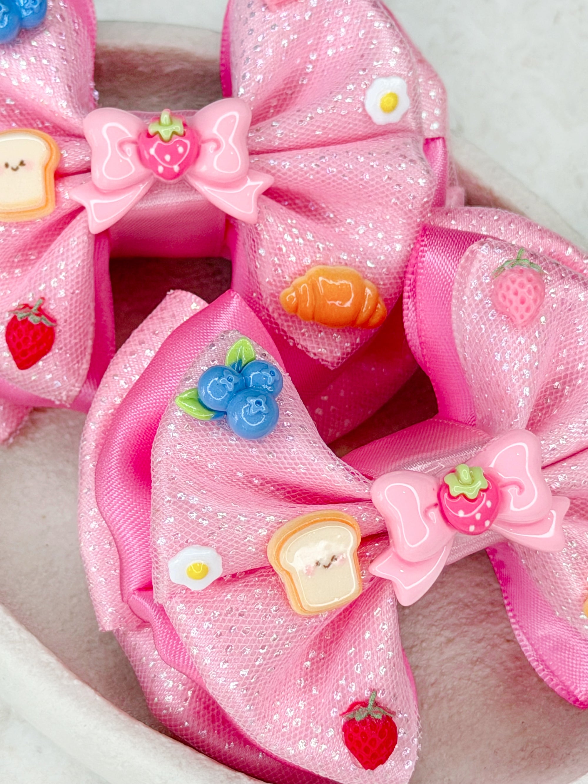 Girl’s That Brunch Capri Baby Bow