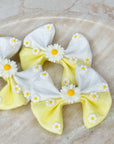 Fresh As A Daisy Capri Baby Bow